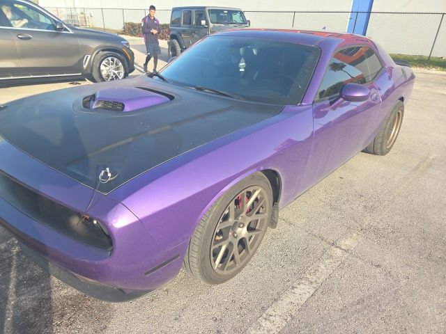 Used 2016 Dodge Challenger R/T Plus RWD image 3