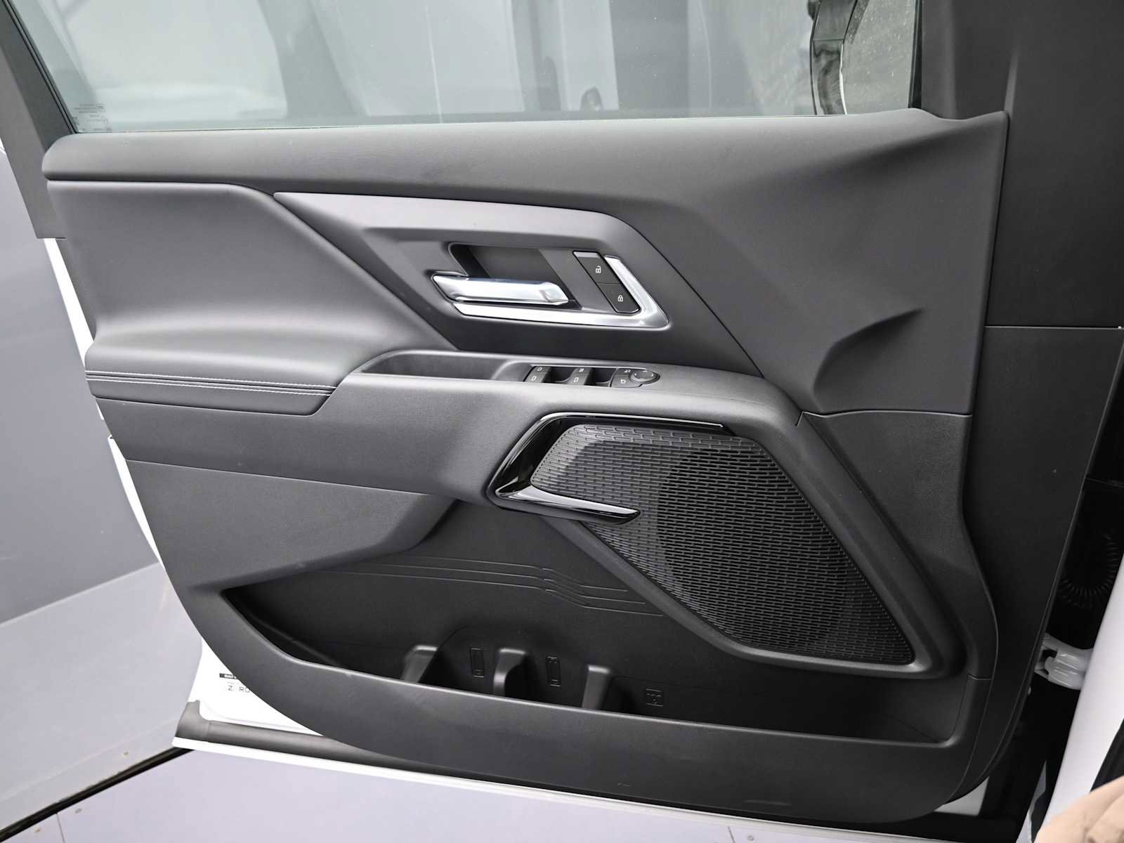 New 2026 Chevrolet Silverado EV LT image 9