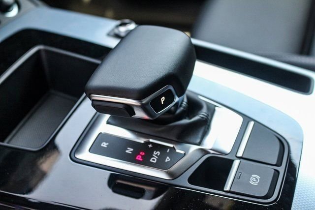 New 2025 Audi Q5 2.0T Premium Plus AWD/4WD image 25