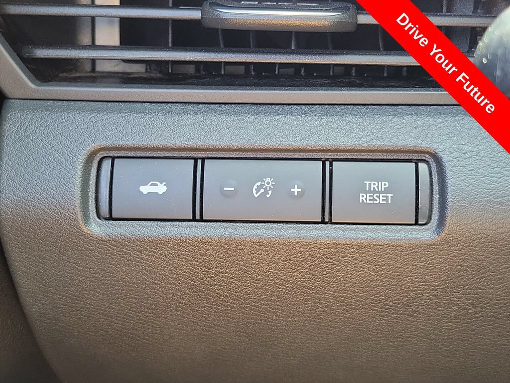 Used 2022 Nissan Altima 2.5 SR AWD/4WD image 18