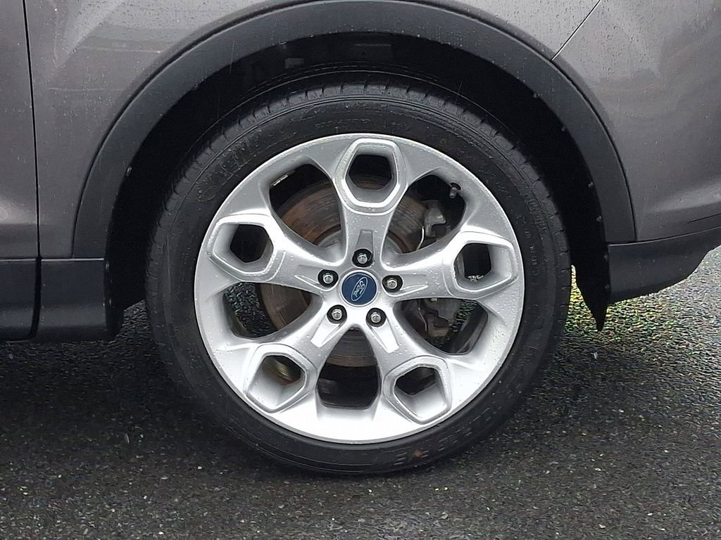 Used 2013 Ford Escape Titanium w/ Class II Trailer Tow Pkg image 8