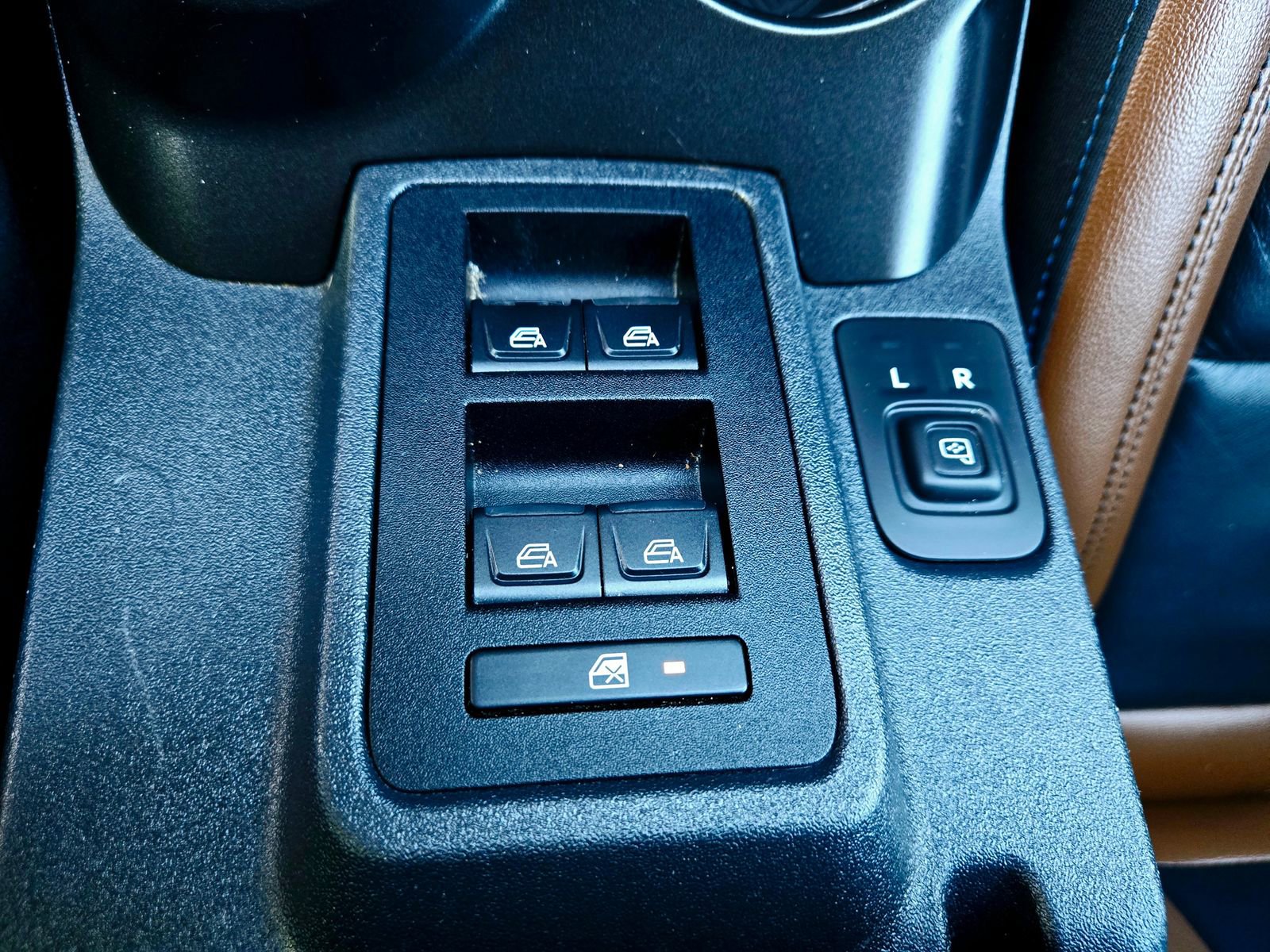 Used 2022 Ford Bronco Outer Banks image 19