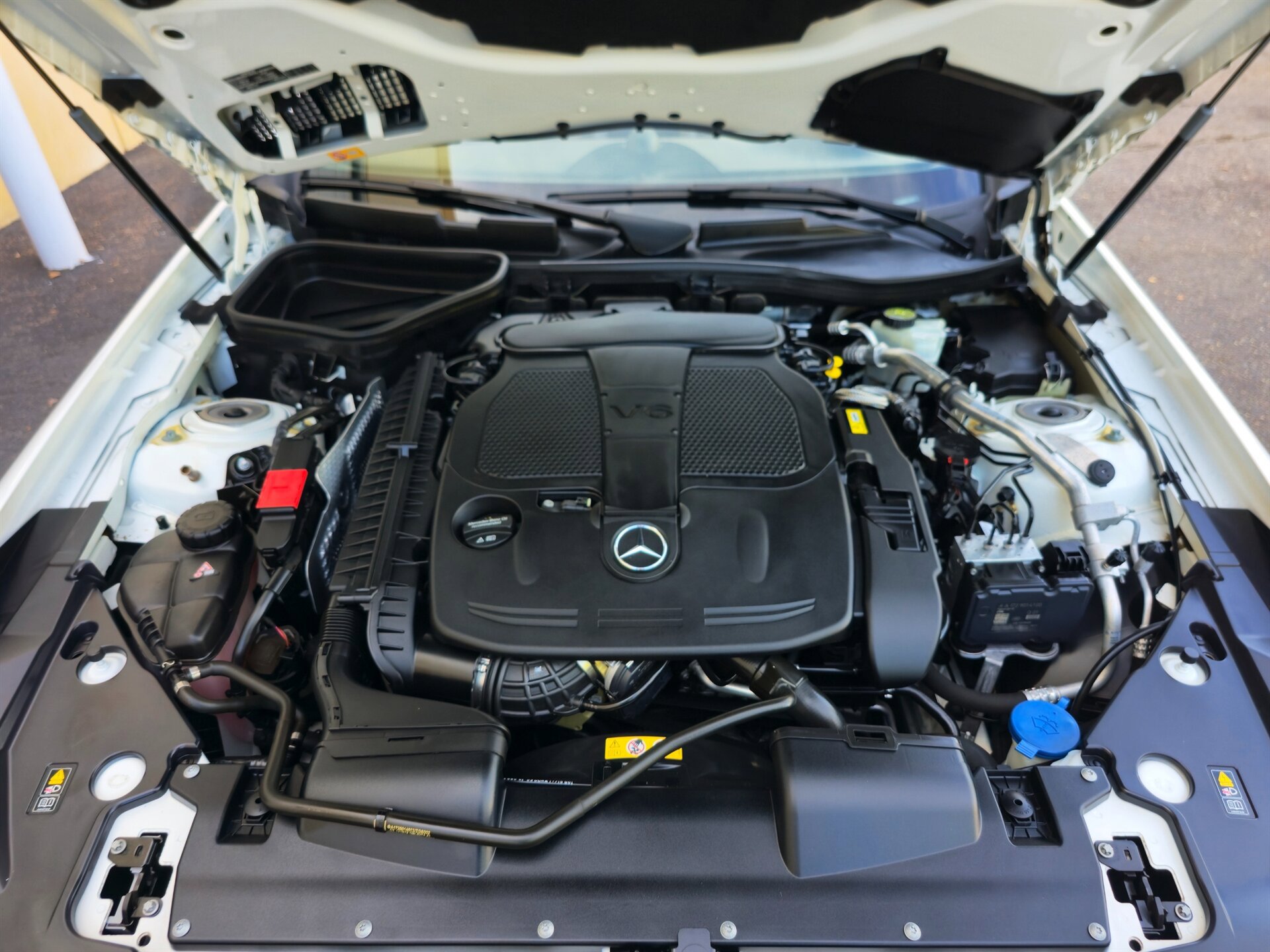 Used 2016 Mercedes-Benz SLK 350 image 29