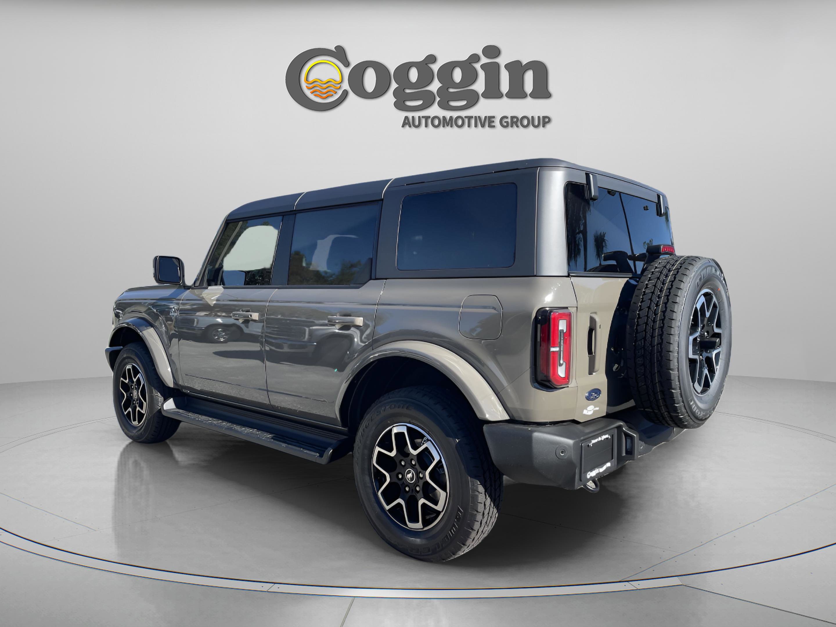 New 2025 Ford Bronco Outer Banks image 4