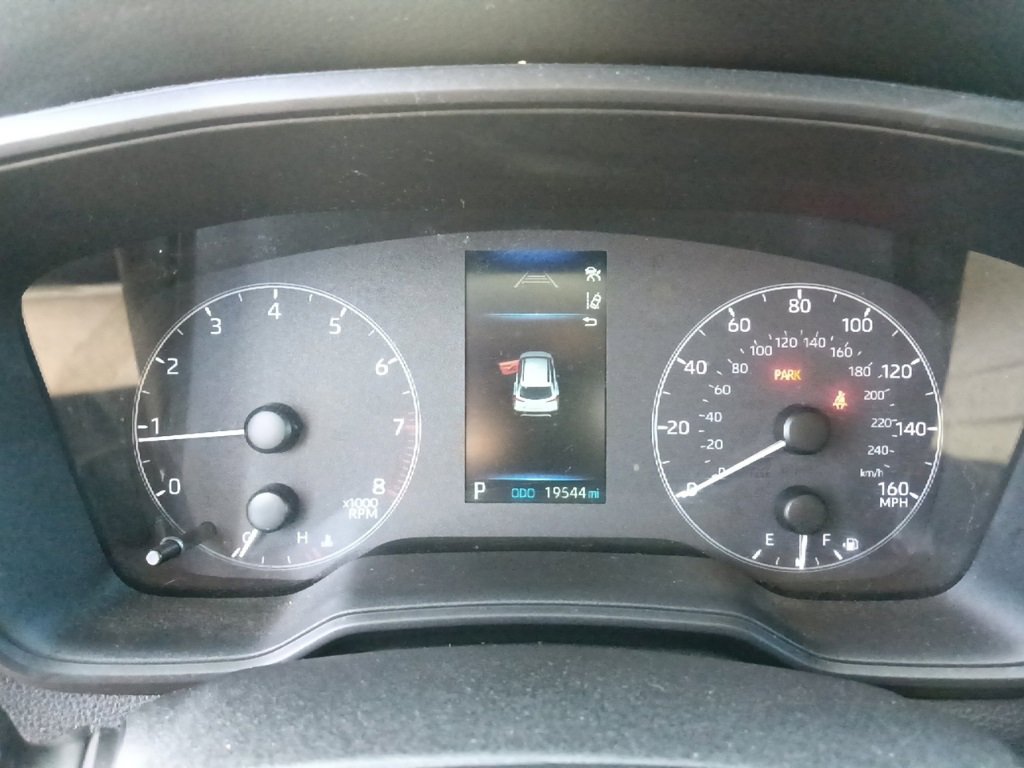 Used 2024 Toyota Corolla Cross LE w/ Moonroof Package image 20