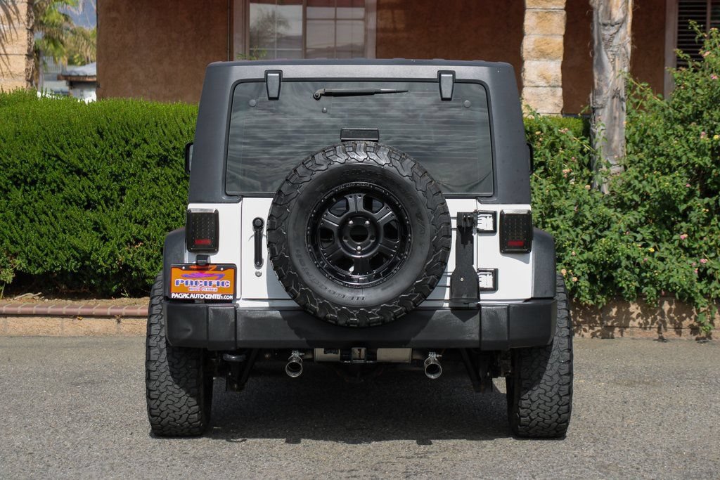 Used 2015 Jeep Wrangler Sport w/ Quick Order Package 24S AWD/4WD image 7