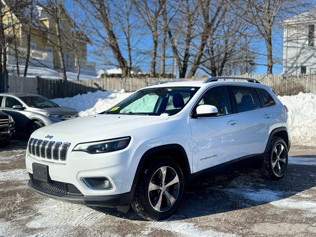 Used 2019 Jeep Cherokee Limited image 2