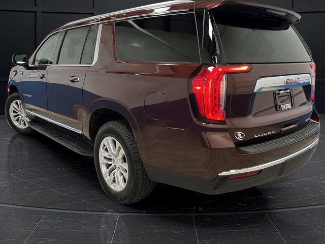 Used 2022 GMC Yukon XL SLT w/ SLT Premium Package AWD/4WD image 5