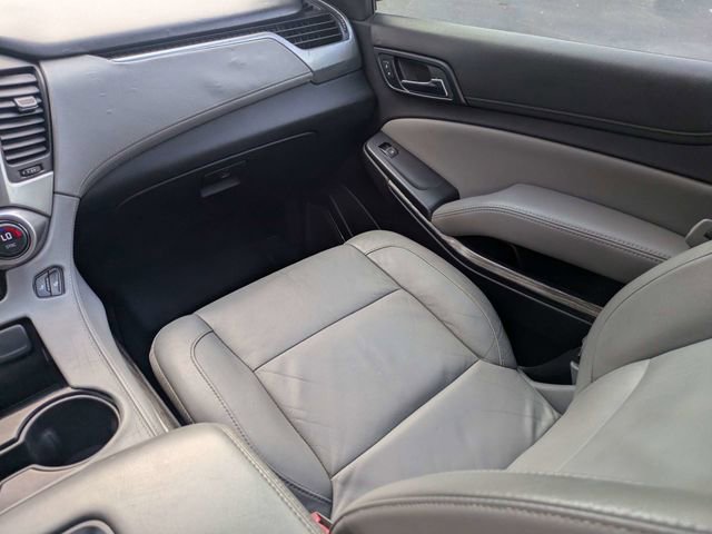 Used 2015 Chevrolet Suburban LT w/ Luxury Package RWD image 18
