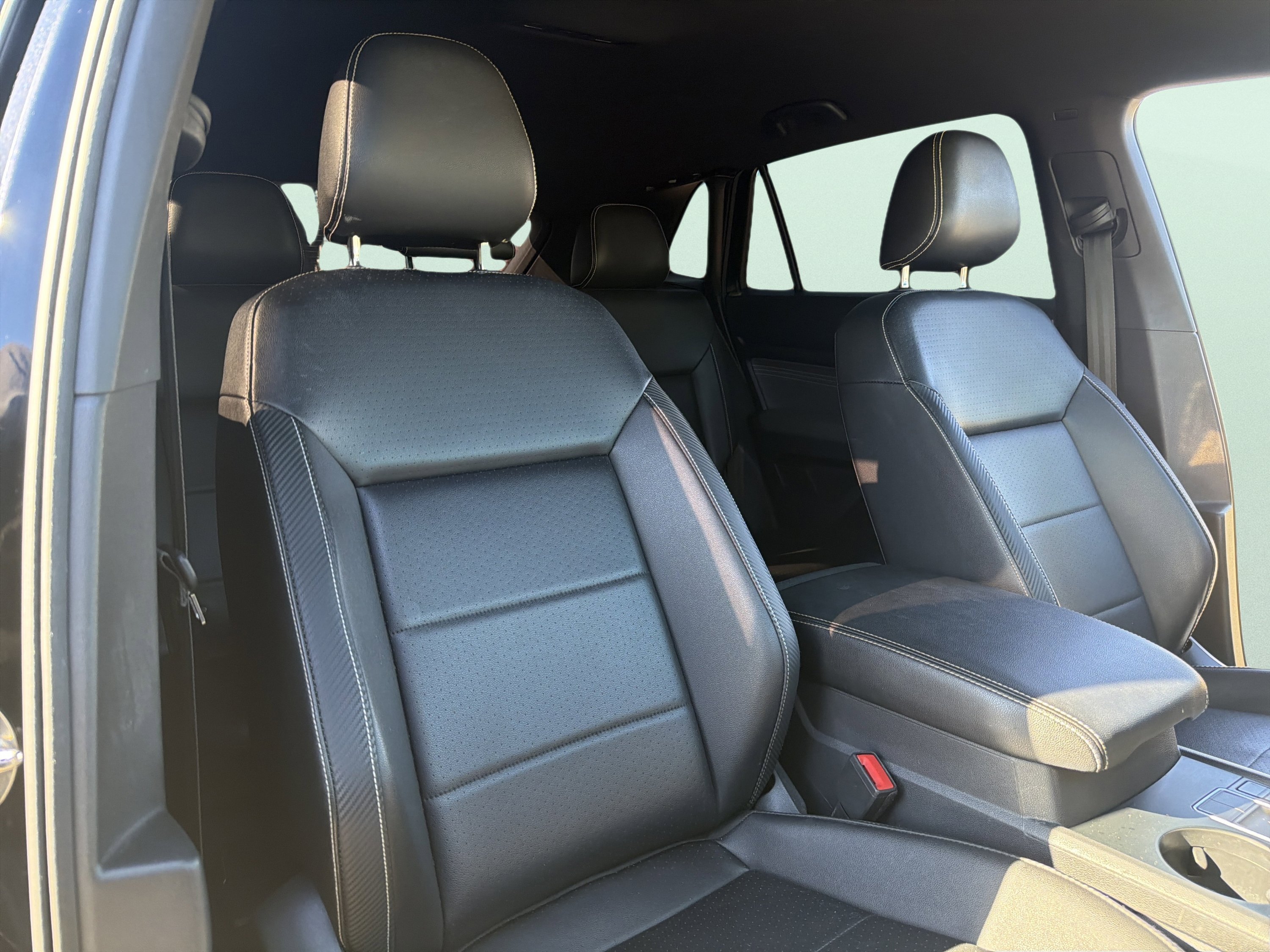 Used 2021 Volkswagen Atlas Cross Sport SE FWD image 45