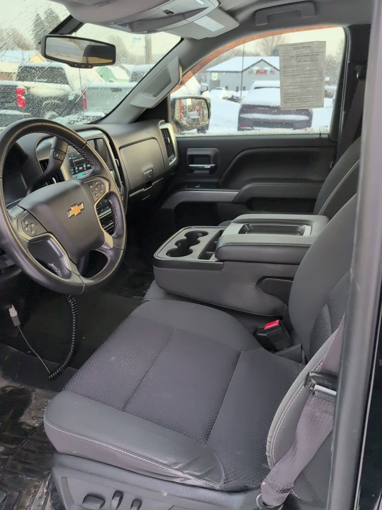 Used 2017 Chevrolet Silverado 1500 LT w/ LT Convenience Package image 8