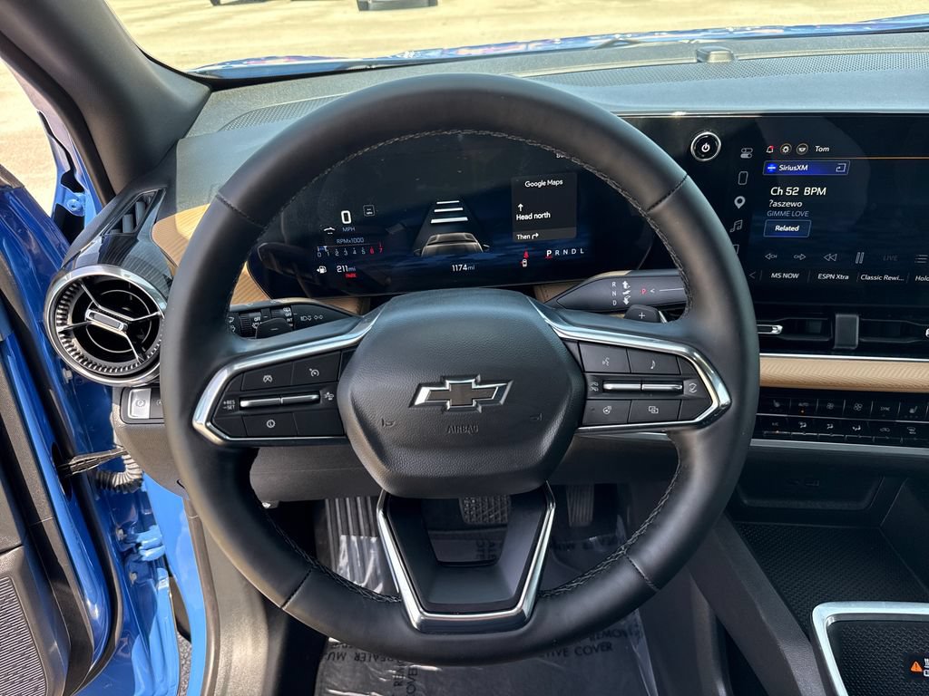 Used 2026 Chevrolet Equinox ACTIV w/ Safety and Technology Package FWD image 14