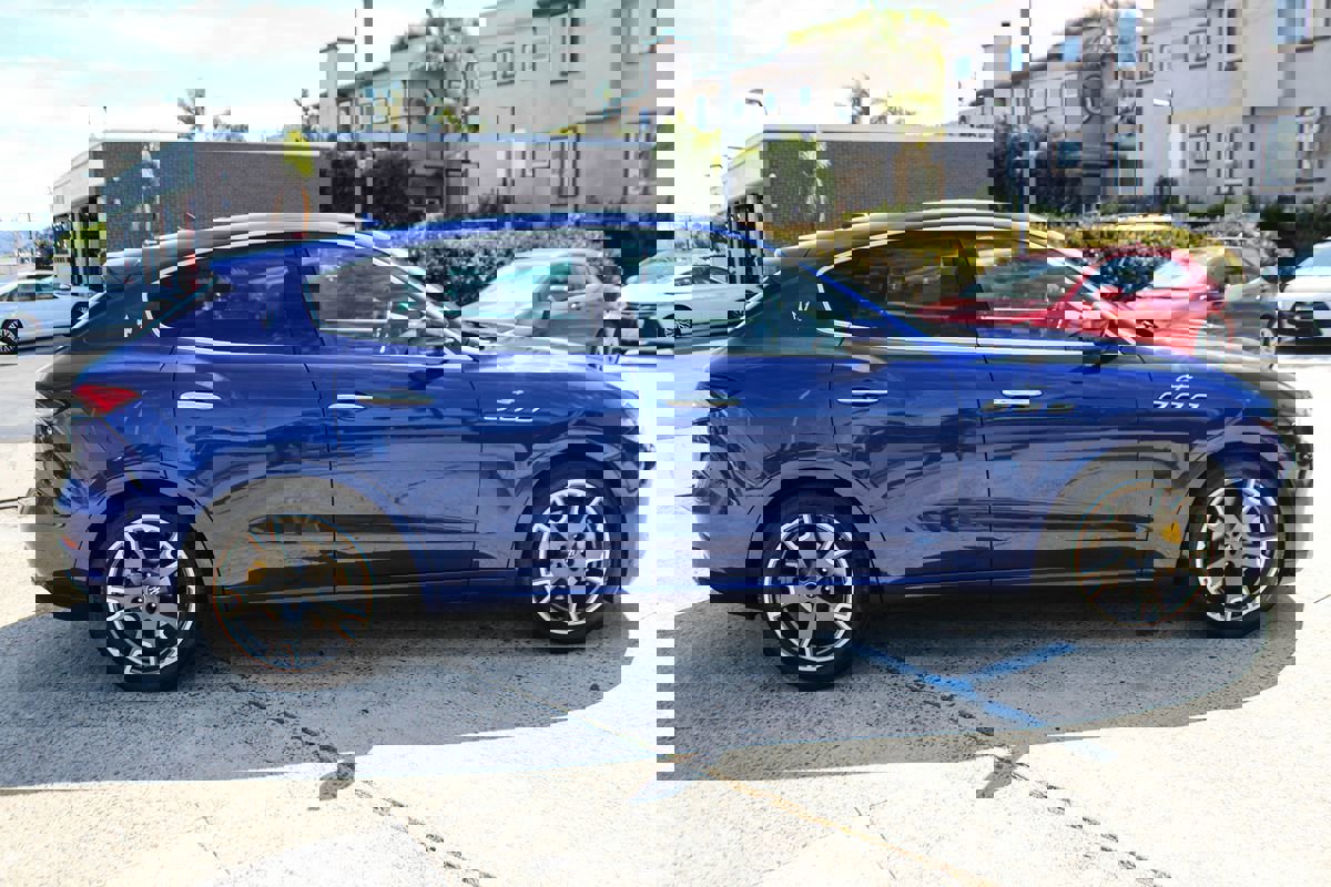 Used 2023 Maserati Levante GT image 6