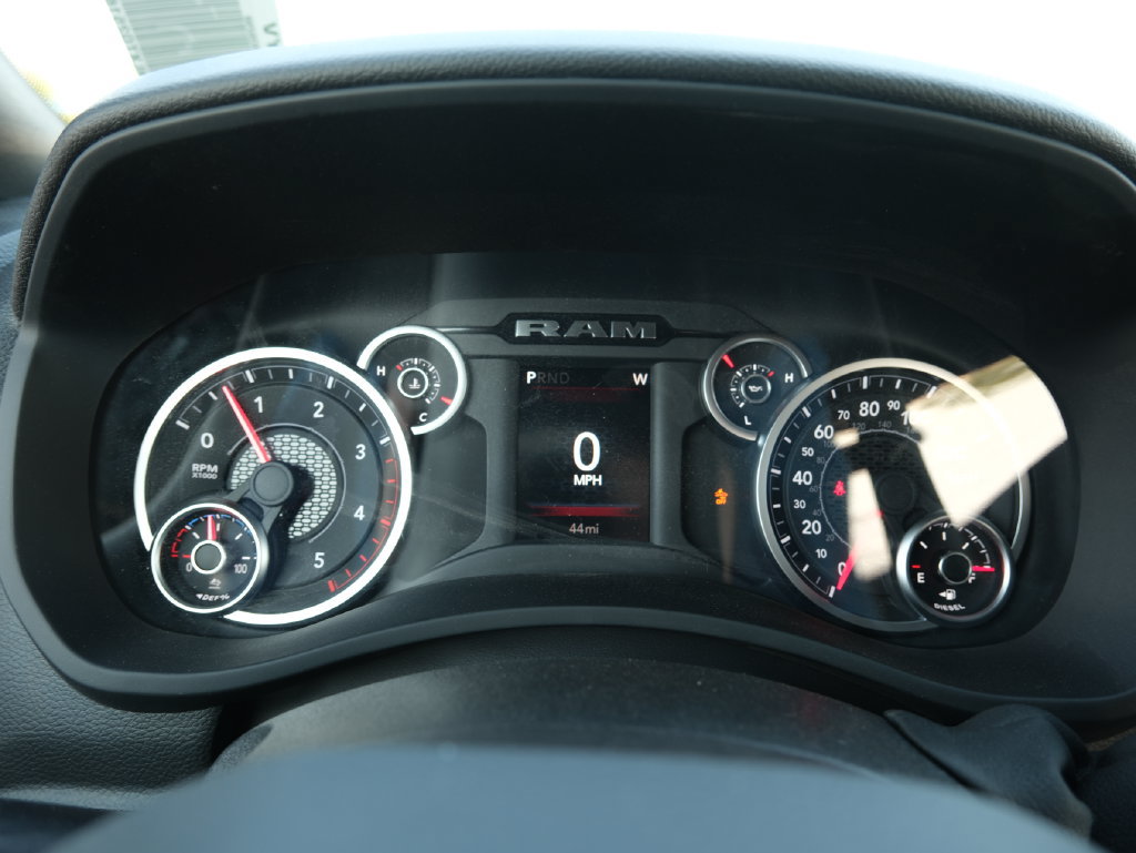 New 2026 RAM 3500 Big Horn AWD/4WD image 7