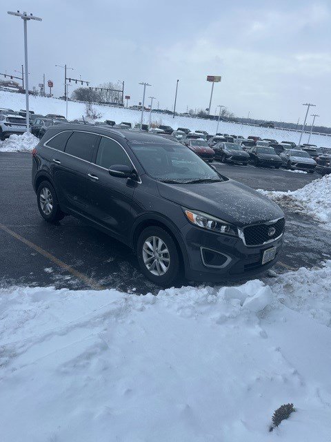 Used 2017 Kia Sorento LX image 18