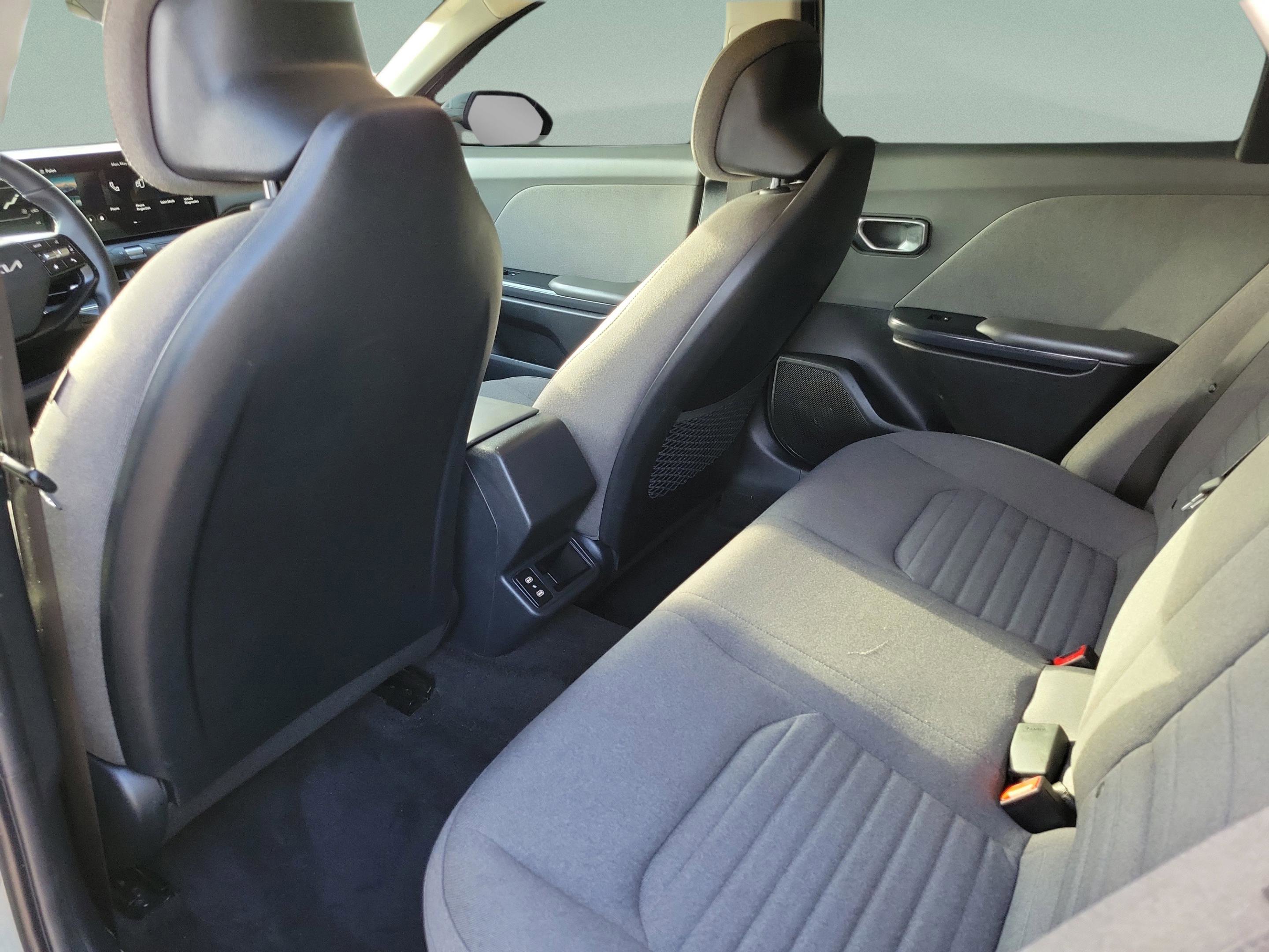 Certified 2025 Kia K4 EX FWD image 6