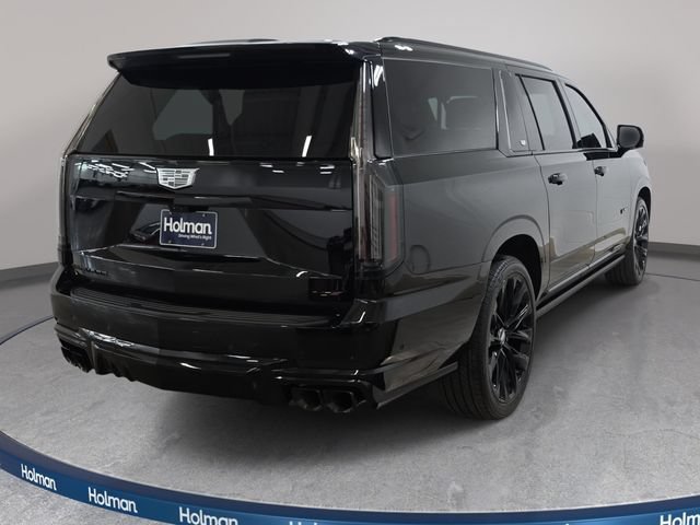Used 2026 Cadillac Escalade ESV V w/ LPO, ONYX Package AWD/4WD image 6