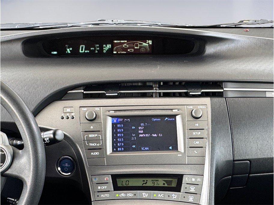 Used 2014 Toyota Prius Two FWD image 10