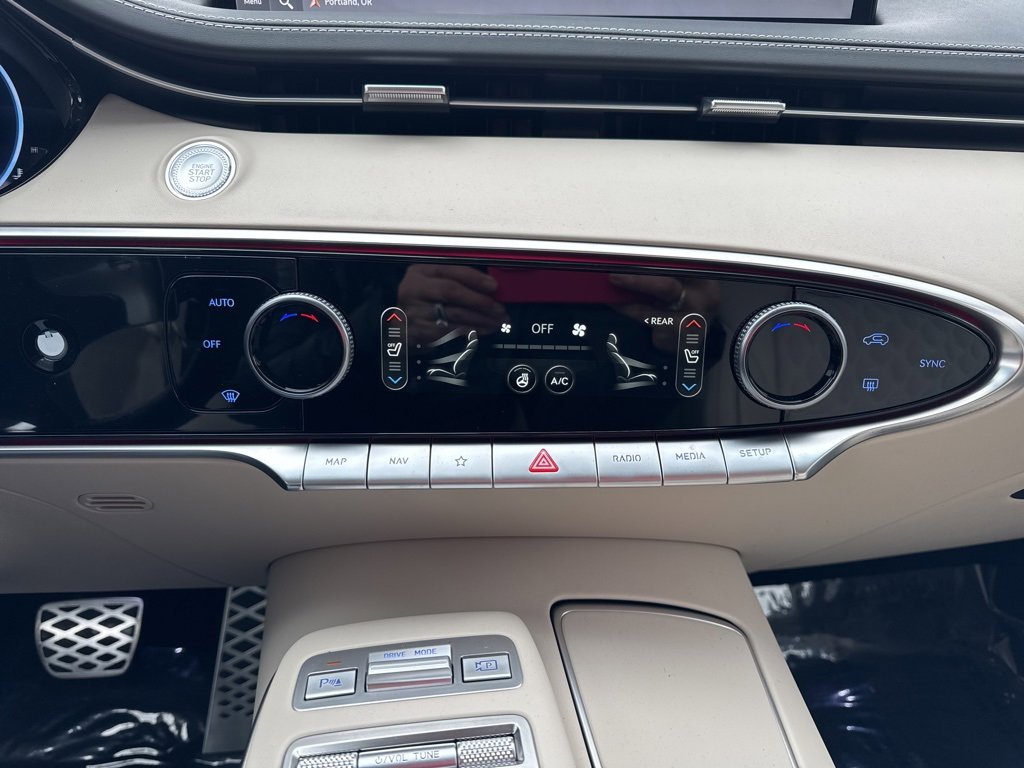 New 2025 Genesis GV70 3.5T Sport w/ Sport Prestige Package image 26