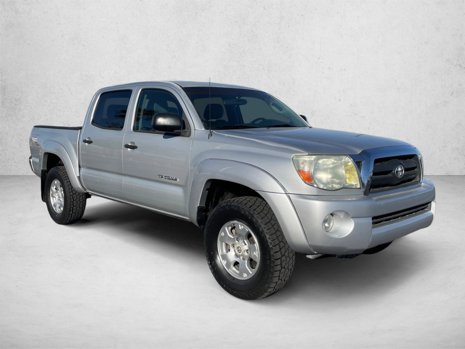Used 2007 Toyota Tacoma PreRunner RWD image 3