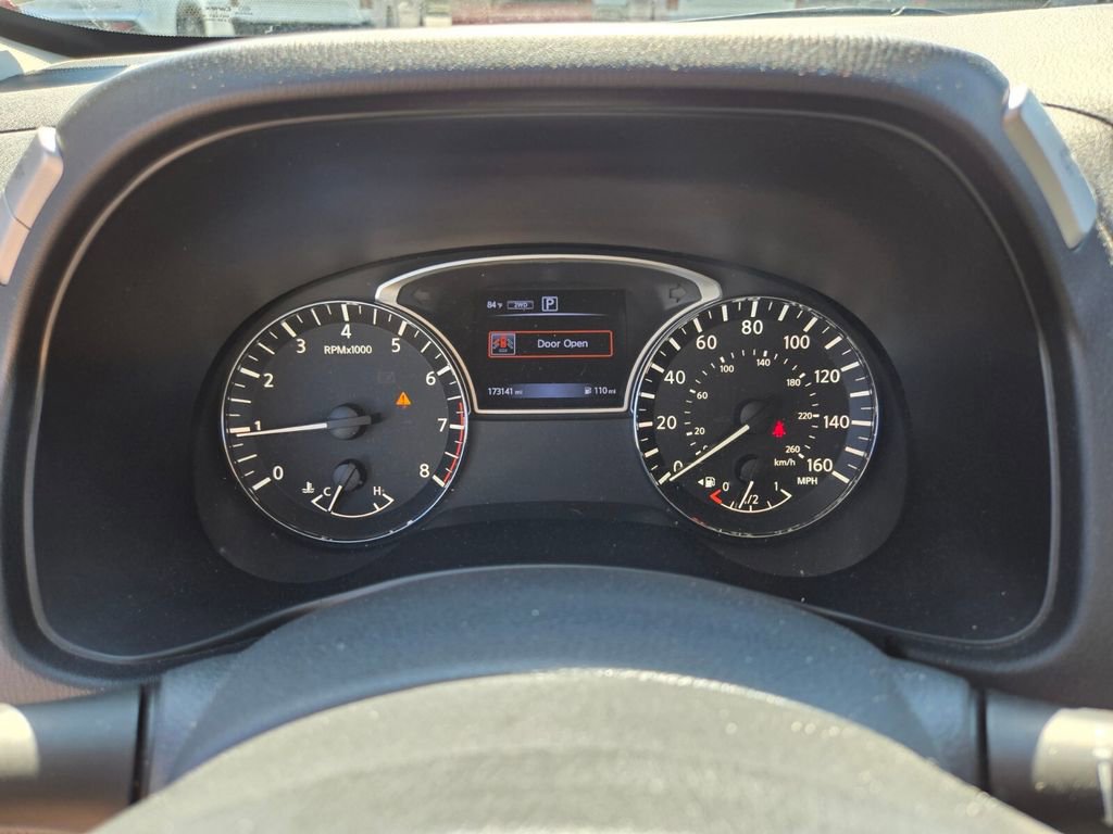 Used 2017 Nissan Pathfinder SV AWD/4WD image 28