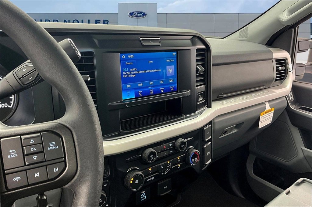New 2026 Ford F350 XLT w/ FX4 Off-Road Package image 5