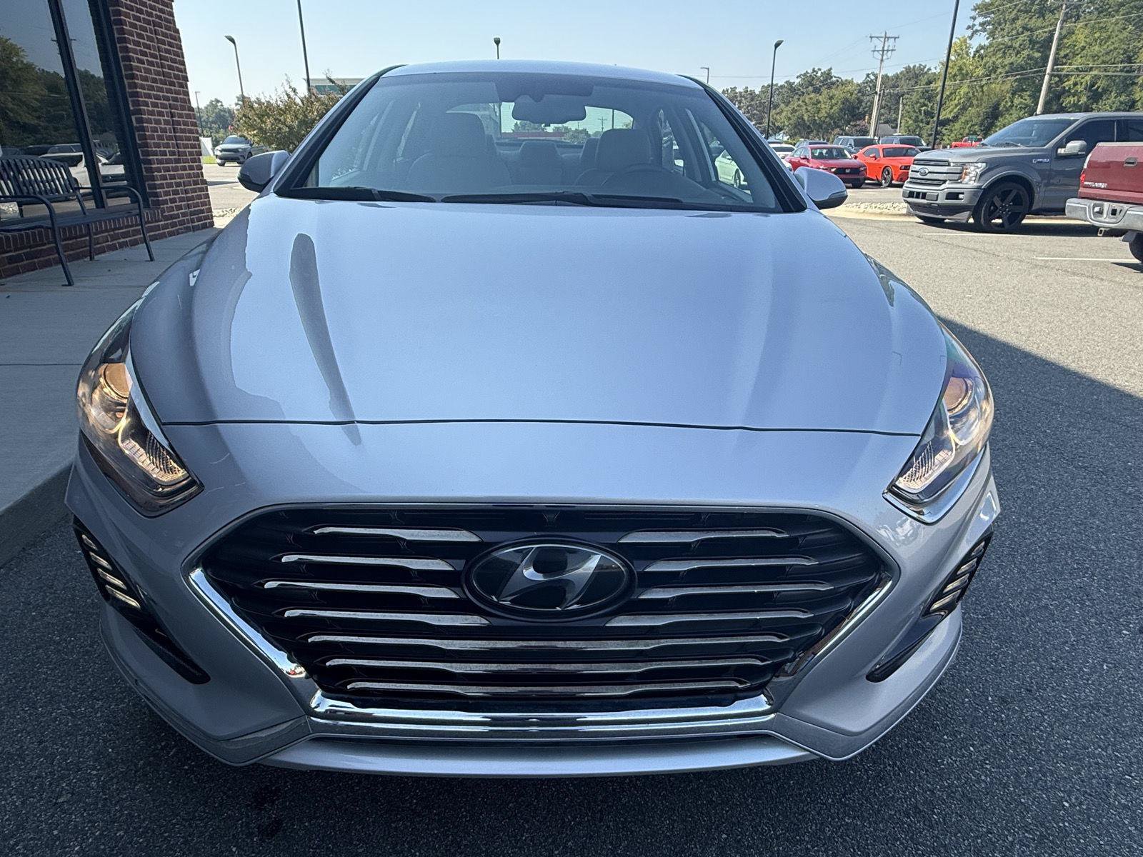Used 2018 Hyundai Sonata SEL w/ Tech Package 02 FWD image 25
