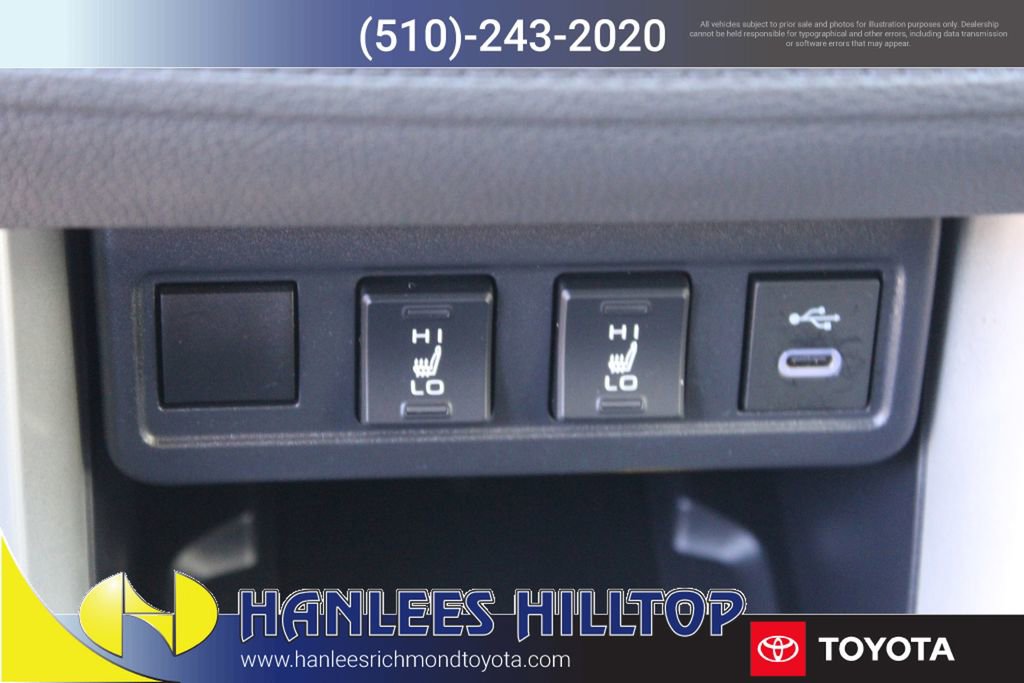 Used 2024 Toyota Corolla Cross XLE w/ Convenience Package FWD image 24