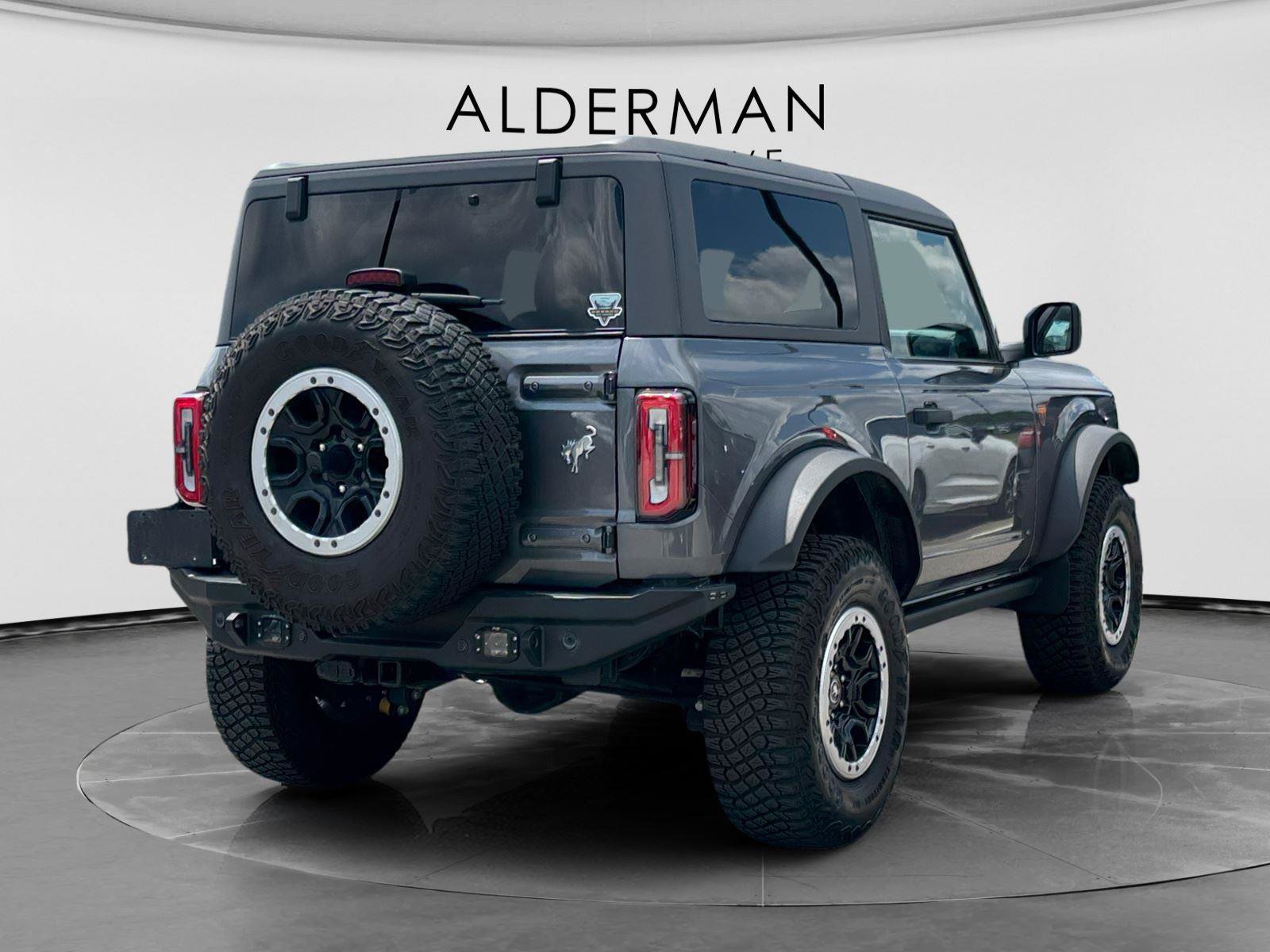Used 2023 Ford Bronco Badlands w/ Sasquatch Package AWD/4WD image 5