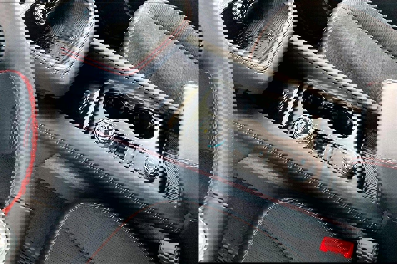 Certified 2025 Ford Explorer ST image 17