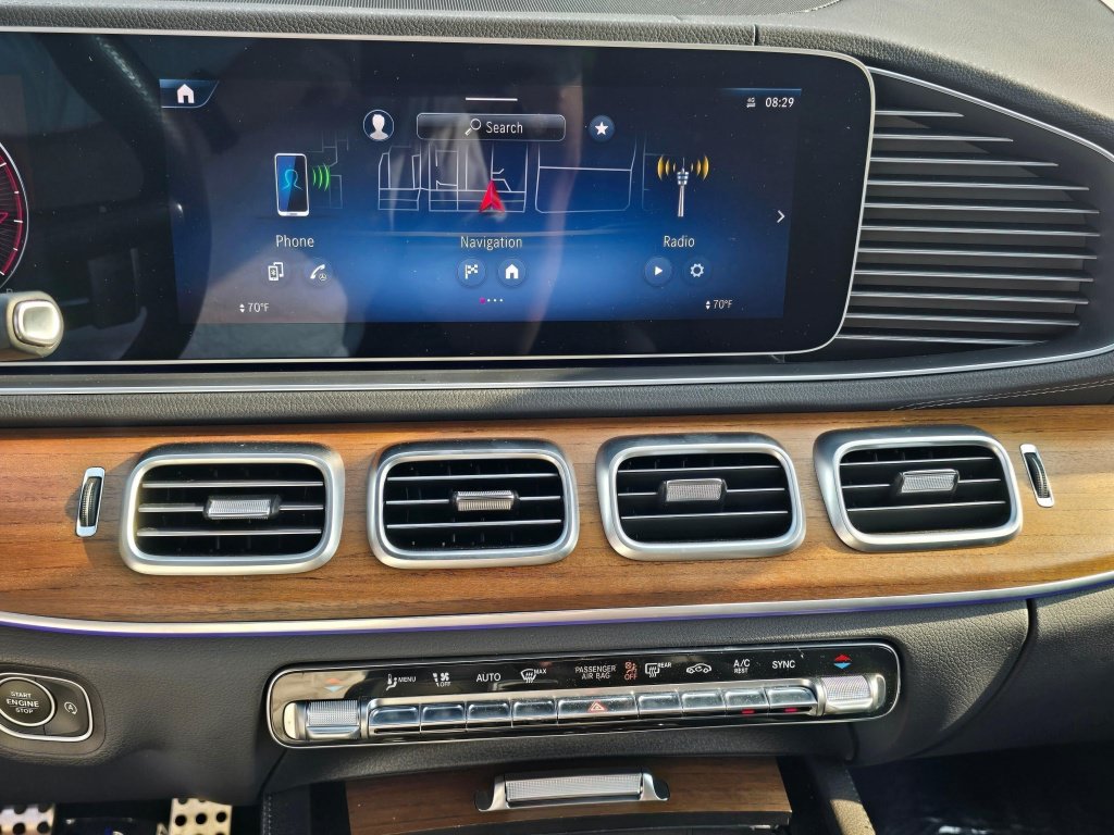 Used 2024 Mercedes-Benz GLS 450 4MATIC image 15