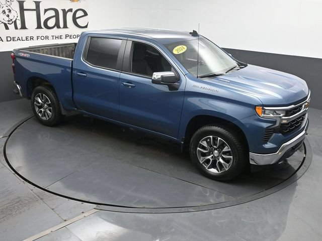 Used 2024 Chevrolet Silverado 1500 LT AWD/4WD image 48