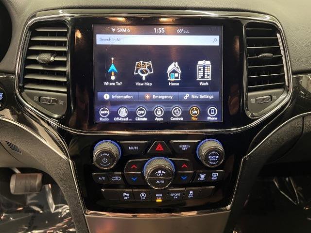 Used 2019 Jeep Grand Cherokee Trailhawk AWD/4WD image 17