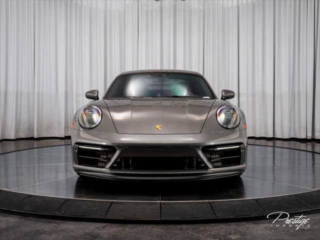 Used 2024 Porsche 911 Carrera GTS RWD image 2