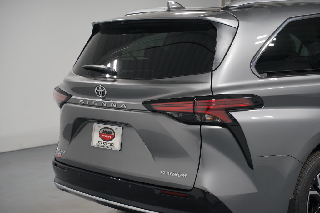 New 2026 Toyota Sienna Platinum AWD/4WD image 9