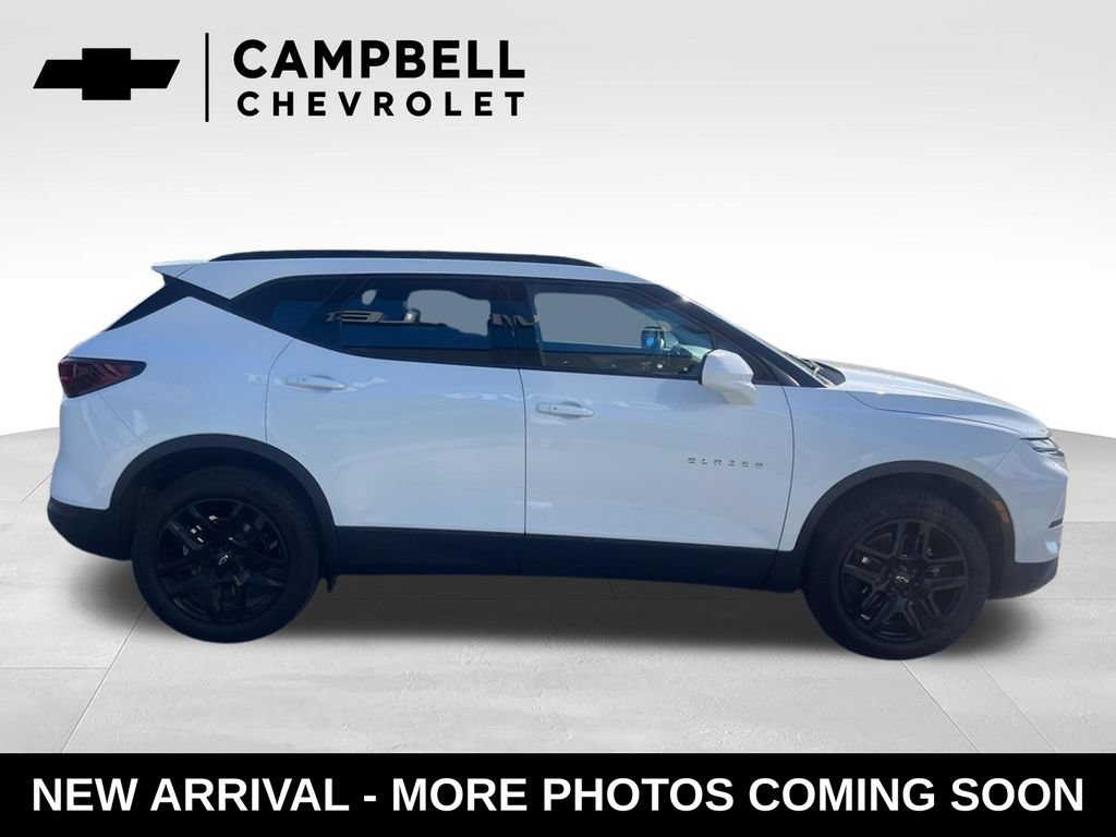 Used 2023 Chevrolet Blazer LT w/ Convenience Package FWD image 6