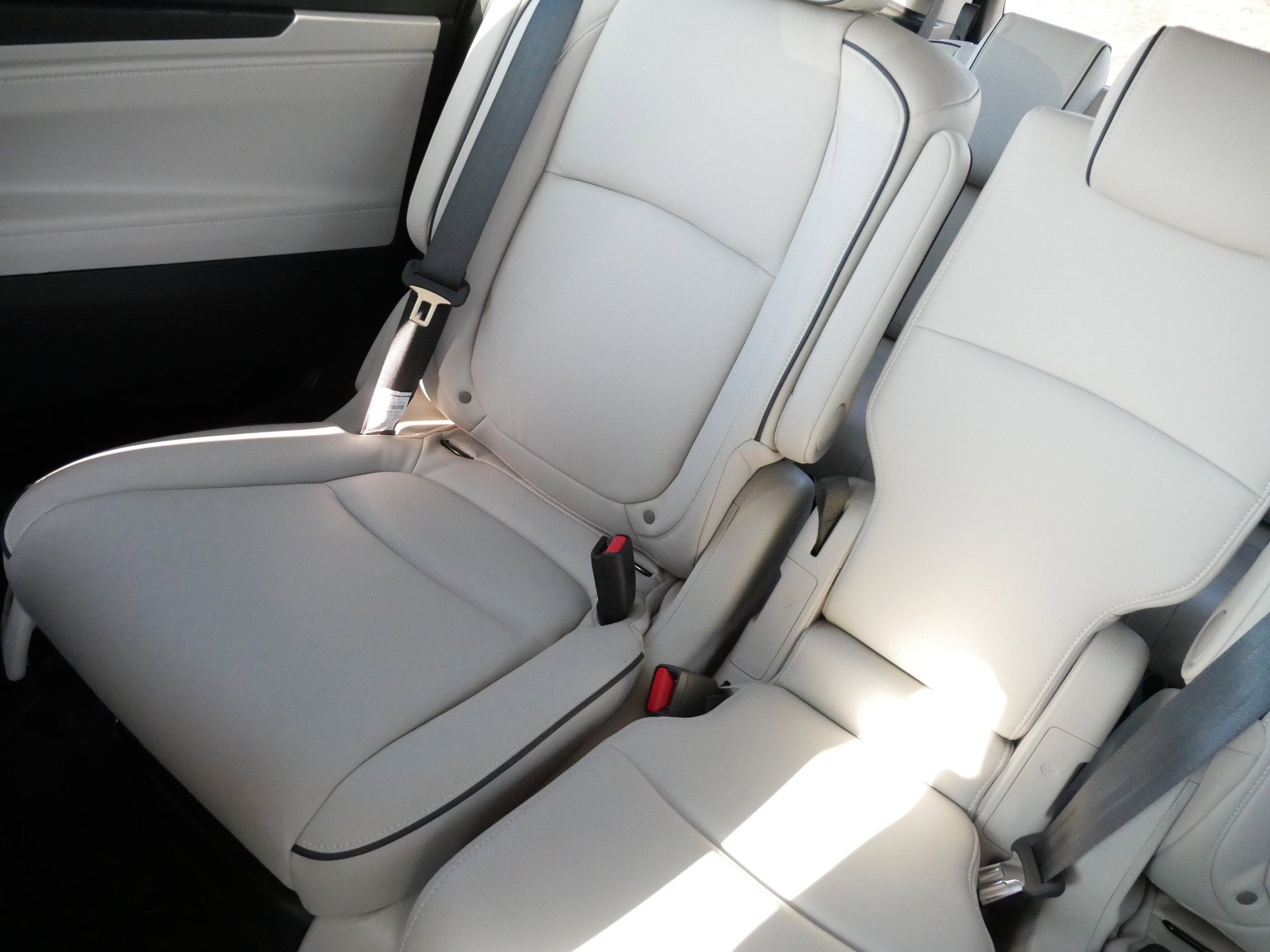 Certified 2026 Honda Odyssey Touring image 12