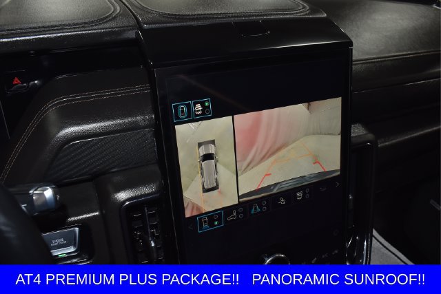 Used 2025 GMC Yukon AT4 w/ AT4 Premium Plus Package AWD/4WD image 11