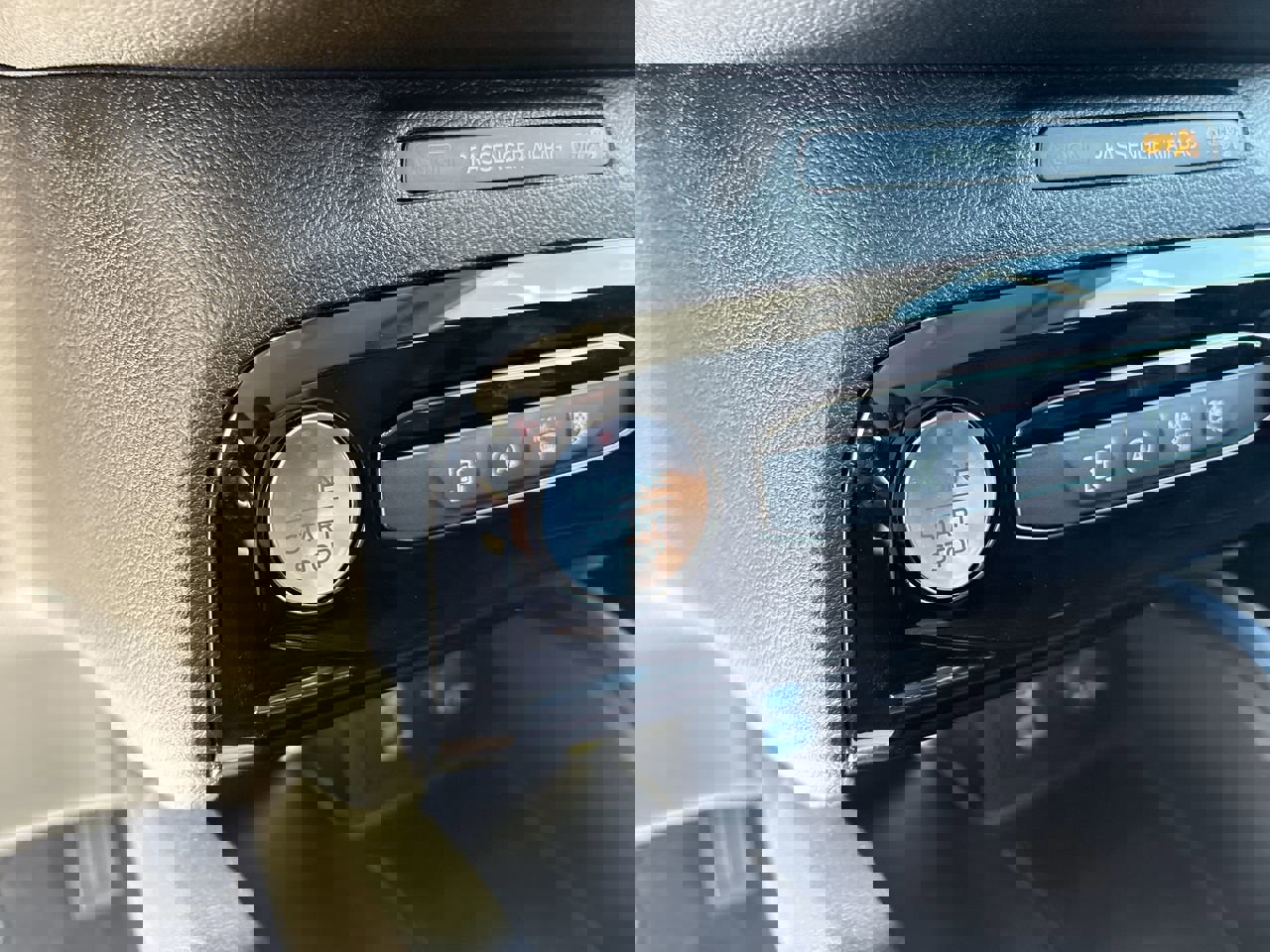 Used 2023 Ford Escape Active w/ Tech Pack #1 image 30