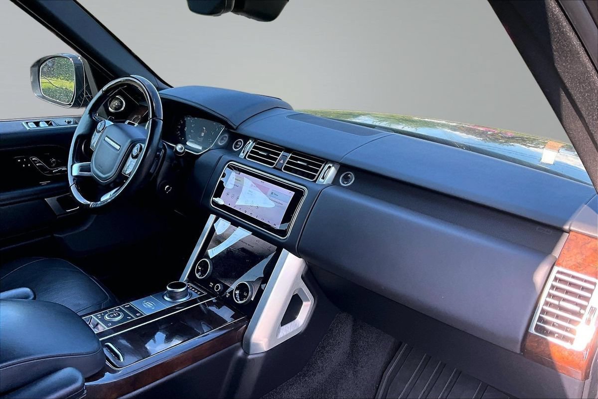 Used 2019 Land Rover Range Rover Supercharged AWD/4WD image 12