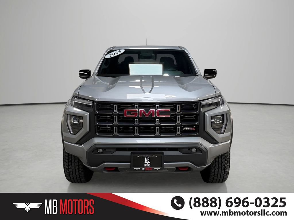 Used 2025 GMC Canyon AT4 AWD/4WD image 2