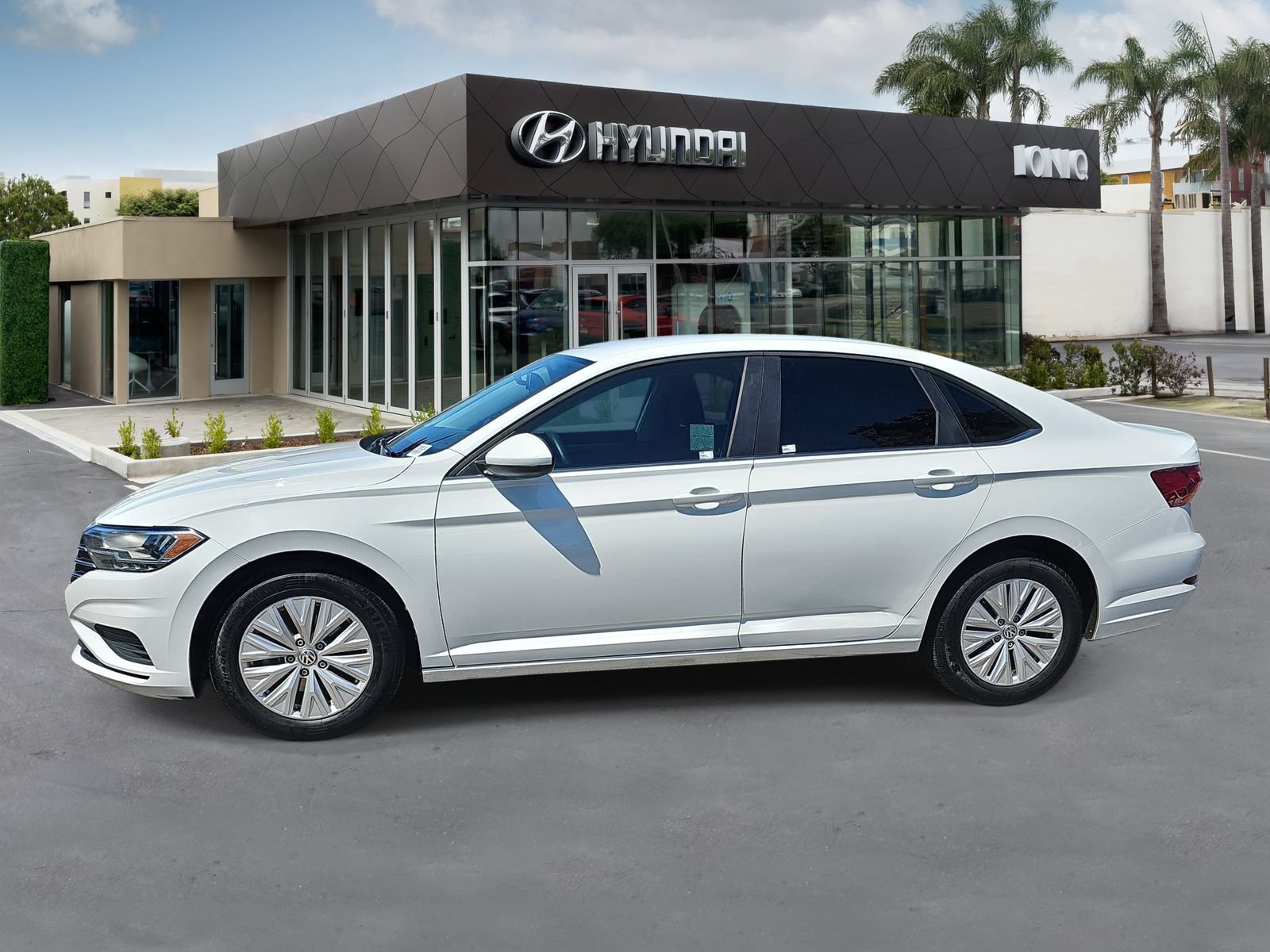 Used 2019 Volkswagen Jetta S w/ Driver Assistance Package FWD image 6