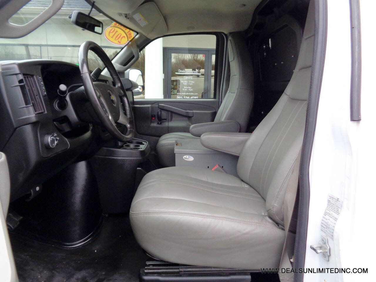 Used 2019 Chevrolet Express 2500 w/ Driver Convenience Package image 8