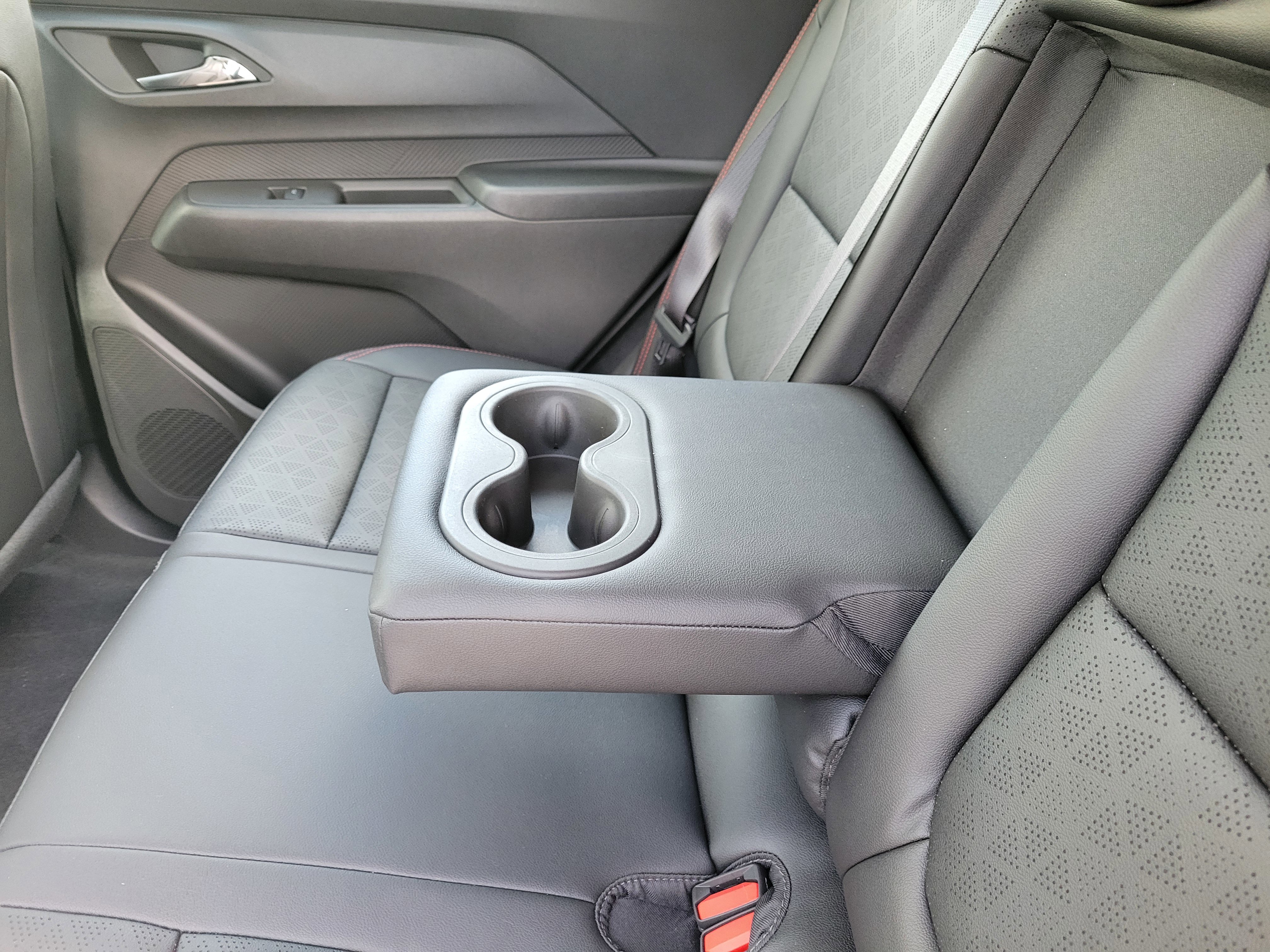 New 2027 Chevrolet Bolt RS w/ Technology Package image 33