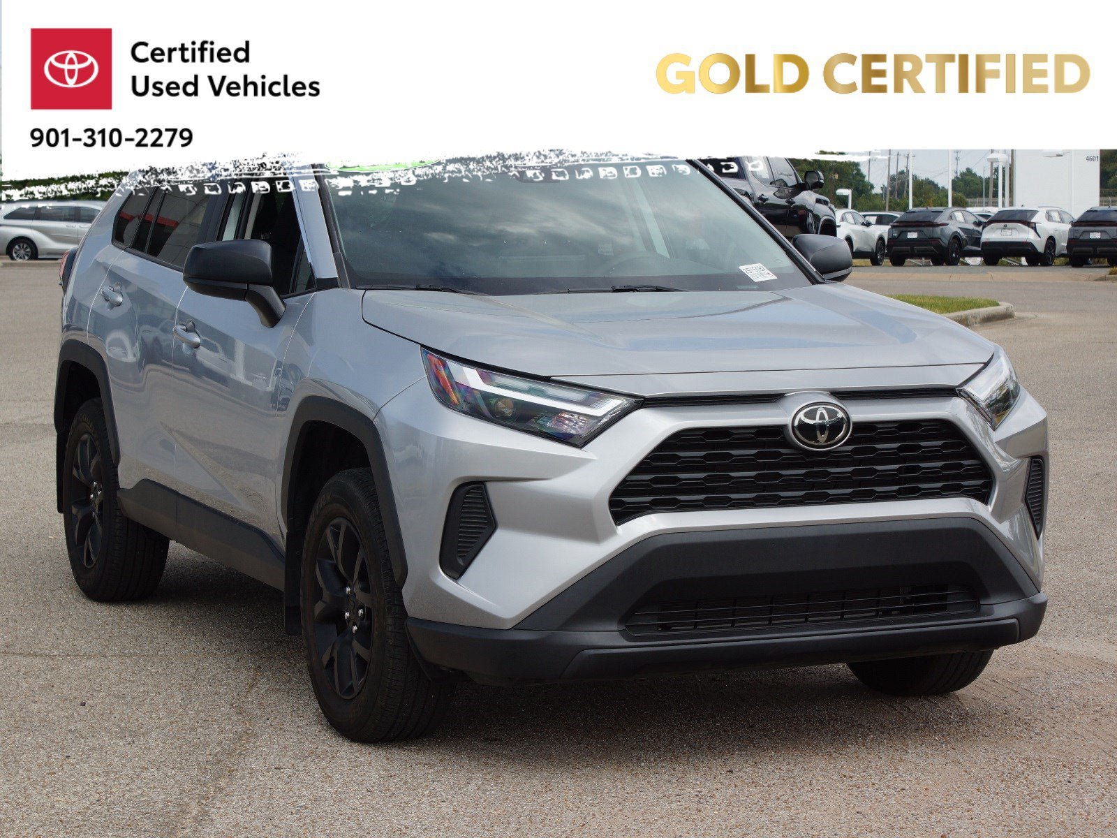 Used 2024 Toyota RAV4 LE FWD image 21