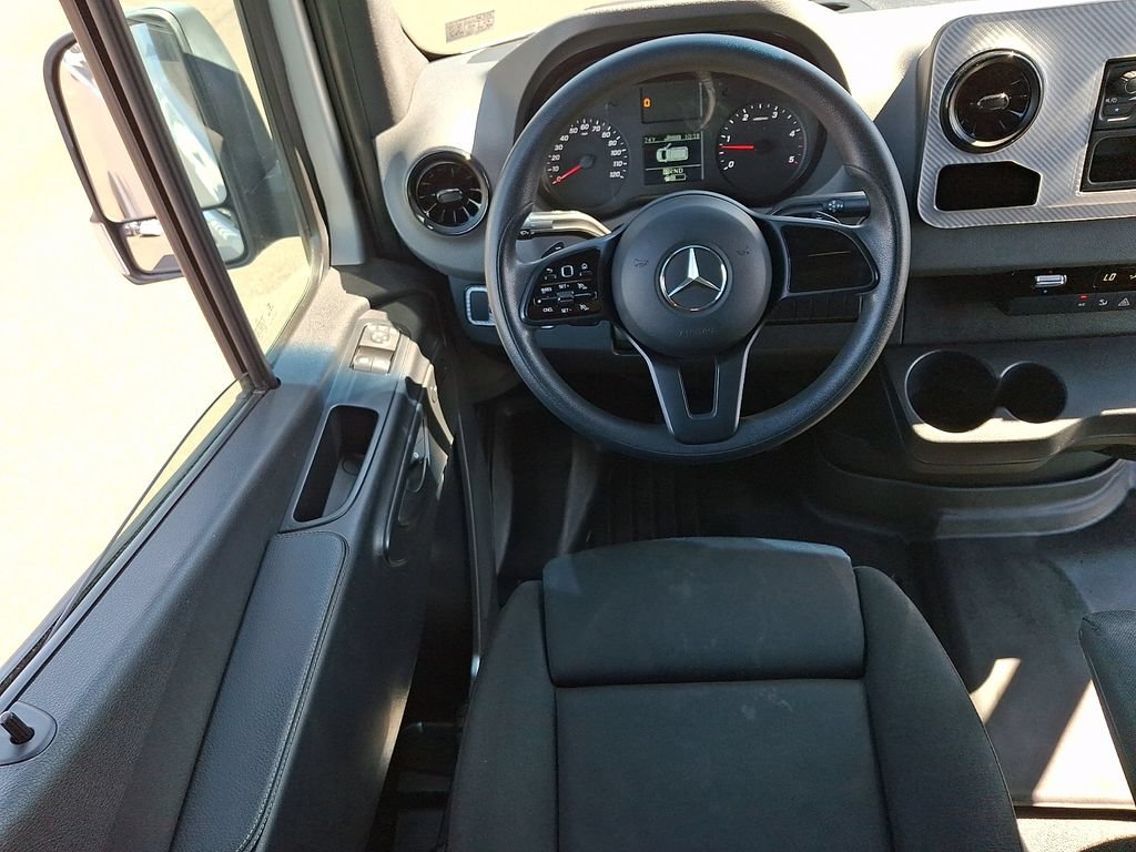 Used 2021 Mercedes-Benz Sprinter 2500 w/ Driver Convenience Package image 11