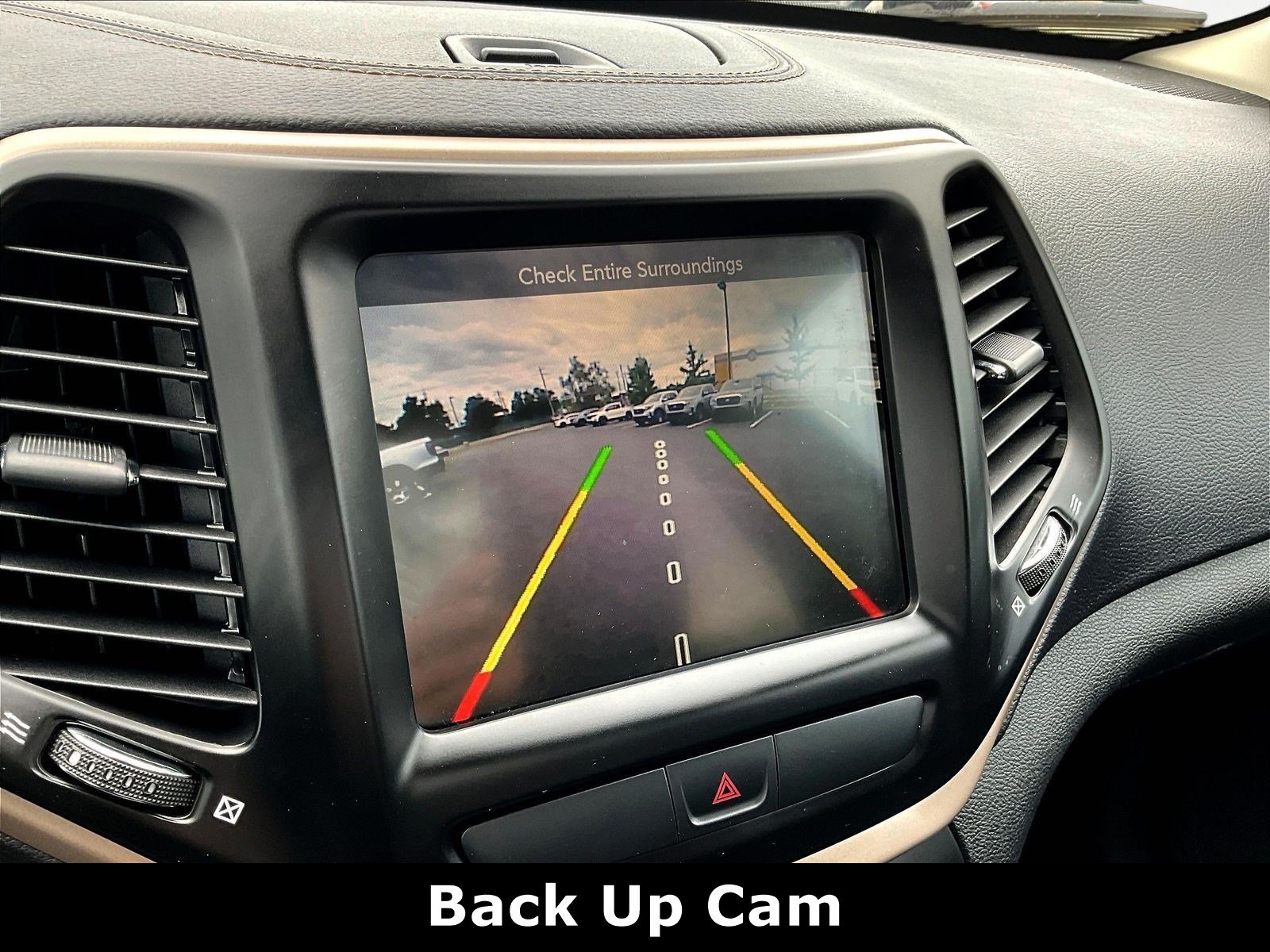 Used 2017 Jeep Cherokee Limited FWD image 13