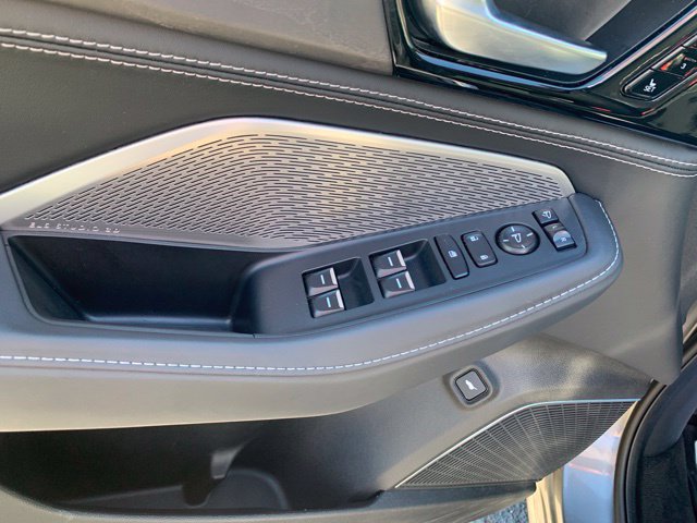 Used 2024 Acura MDX w/ Advance Package AWD/4WD image 11