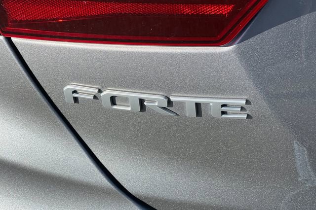 Used 2024 Kia Forte LXS image 29