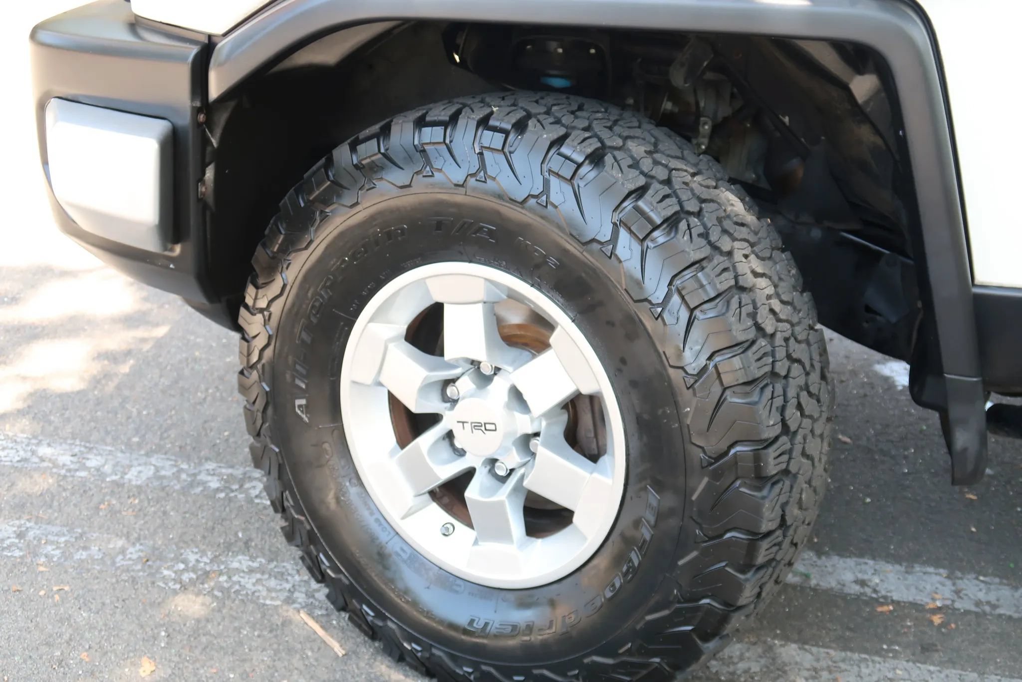 Used 2009 Toyota FJ Cruiser 2WD w/ TRD Sport Pkg image 5
